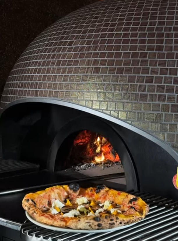 Dubai Restaurant pizza 3